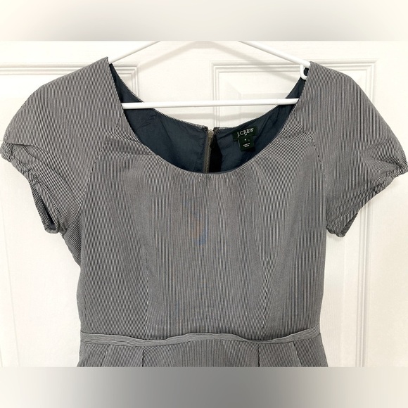 J.CREW PINSTRIPED DRESS - Size 6 - Picture 2 of 8